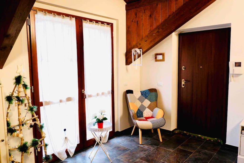 Attico Nel Cuore Delle Langhe - Free Parking Wi-Fi E Ac Alba  Exterior foto